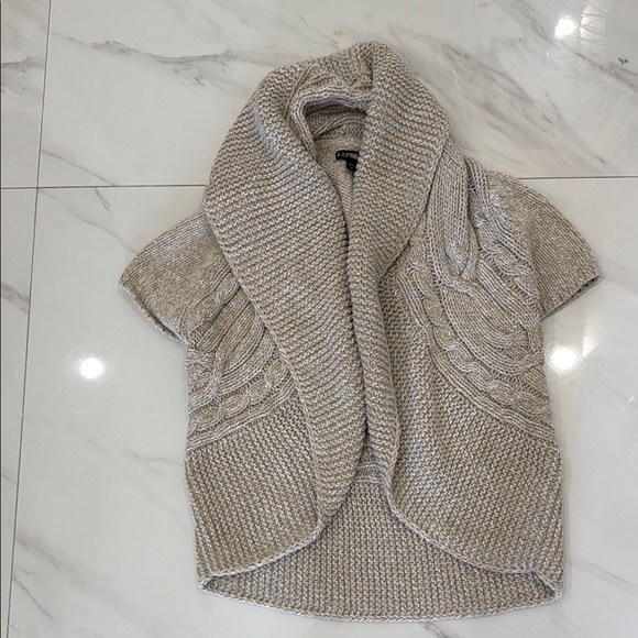 Express Tan Cable Knit Shrug - Picture 3 of 9